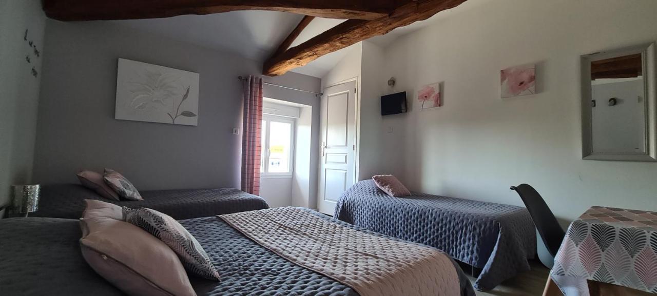 Bed and Breakfast A La Gloriette Neuville-du-Poitou Esterno foto